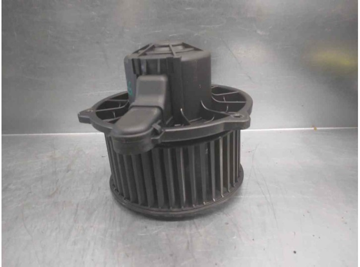 Recambio de motor calefaccion para kia picanto 1.0 concept referencia OEM IAM 9711307000  