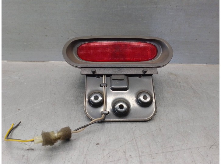 Recambio de piloto trasero central para daewoo matiz 0.8 cat referencia OEM IAM 502362  