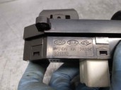 Recambio de mando elevalunas delantero derecho para hyundai santa fe (bm) 2.2 crdi cat referencia OEM IAM 371510 