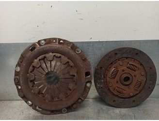 Replacement clutch kit for Hyundai Atos (MX) GLS OEM IAM reference 4130002011 VALEO