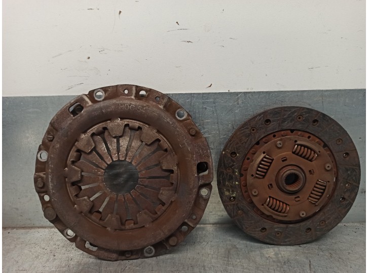 Recambio de kit embrague para hyundai atos (mx) gls referencia OEM IAM 4130002011  VALEO