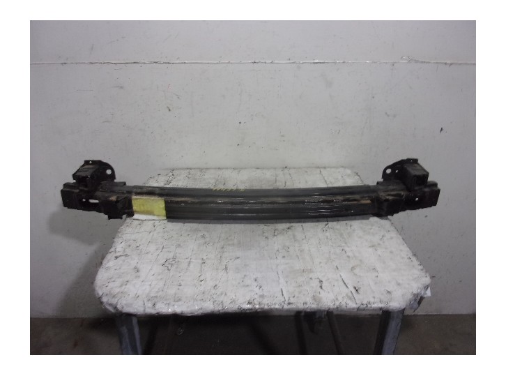 Recambio de refuerzo paragolpes delantero para hyundai santa fe (bm) 2.2 crdi cat referencia OEM IAM 865302B010 DE HIERRO 