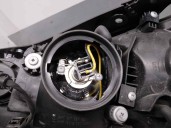 Replacement right headlight for Hyundai Santa Fe (BM) 2.2 CRDi CAT OEM IAM reference 921022B020 