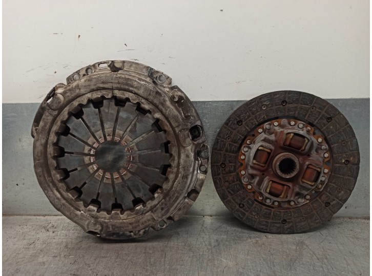 Recambio de kit embrague para toyota celica (t20) 1.8 16v cat referencia OEM IAM 3121012152 