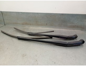 Recambio de brazo limpia delantero derecho para honda civic viii hatchback (fn, fk) 1.4 (fk1, fn4) referencia OEM IAM 76610SMGG0