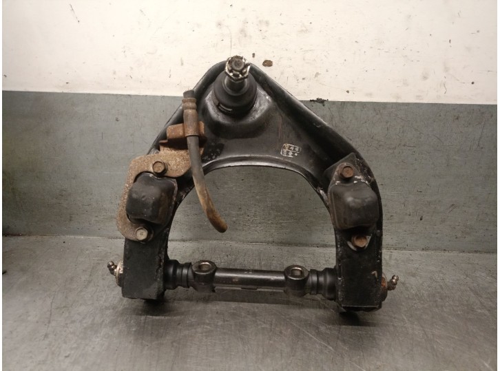 Recambio de brazo suspension superior delantero derecho para hyundai galloper ii (jk-01) 2.5 td intercooler referencia OEM IAM D