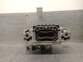Replacement right engine mount for Seat Leon Sportstourer (KL8, KLD) 1.5 TSI OEM IAM reference 5WA199262D 5WA199262D 