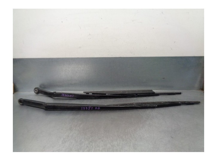 Recambio de brazo limpia delantero derecho para bmw serie 3 berlina (e46) 3.0 24v turbodiesel cat referencia OEM IAM 61617003931