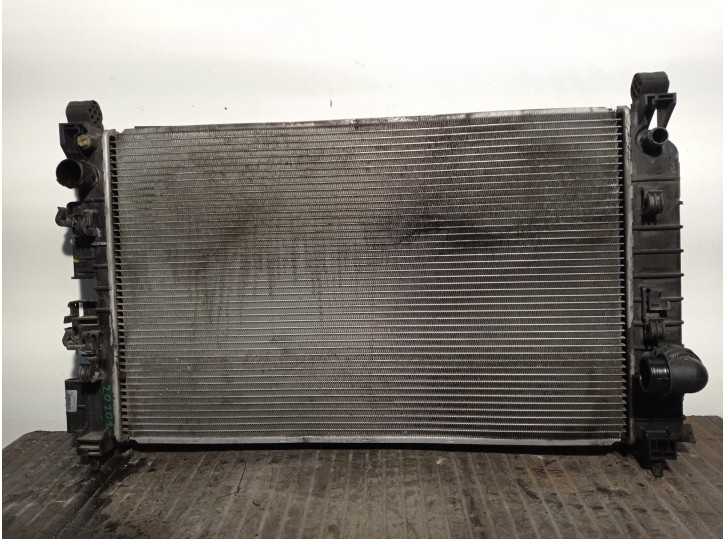 Recambio de radiador agua para chevrolet aveo 1.3 diesel cat referencia OEM IAM 95939915 622836 GM