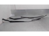 Recambio de brazo limpia delantero derecho para chevrolet aveo 1.3 diesel cat referencia OEM IAM W000018067  