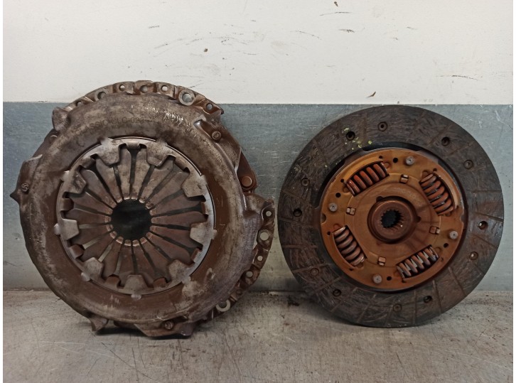 Recambio de kit embrague para peugeot 306 berlina 3/4/5 puertas (s2) 1.6 referencia OEM IAM 2050W7  