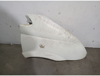 Recambio de aleta delantera derecha para maxus 3.9t 17s 120 m-bus vespino 130e referencia OEM IAM 5610815  