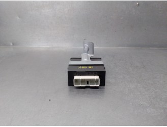 Recambio de centralita cierre para toyota avensis berlina (t 22) 1.6 16v referencia OEM IAM 8974105041  