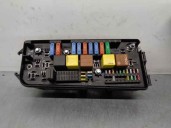 Recambio de caja reles / fusibles para opel vectra c berlina 2.0 dti referencia OEM IAM 13144709 