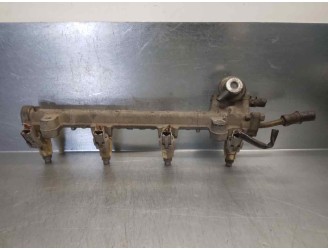 Recambio de rampa inyectora para mitsubishi space runner (n60) 2.0 i glx (i) referencia OEM IAM MD329931 741019B 