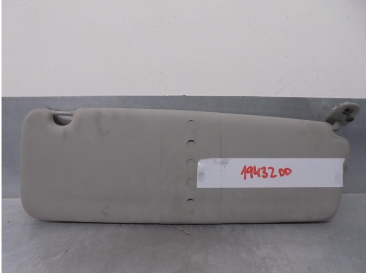 Recambio de parasol derecho para opel vivaro furgón/combi (07.2006 =>) 2.0 16v cdti referencia OEM IAM 4411531 93851732 