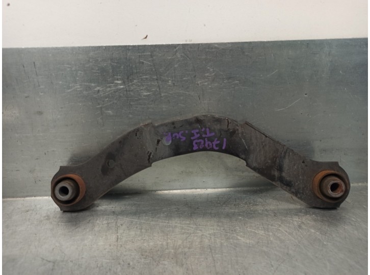 Recambio de brazo suspension superior trasero izquierdo para mitsubishi asx (ga0w) 1.6 cat referencia OEM IAM MN184100  
