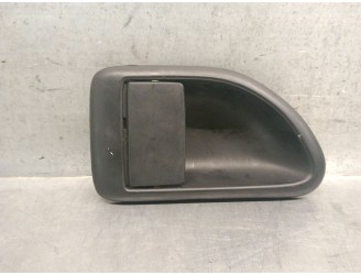 Recambio de maneta interior trasera derecha para maxus 3.9t 17s 120 m-bus vespino 130e referencia OEM IAM 564424002  