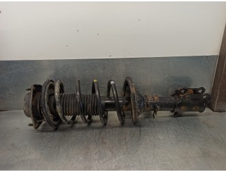 Replacement right front shock absorber for Hyundai Getz (tb) 1.5 crdi cat OEM IAM reference 546601C600 