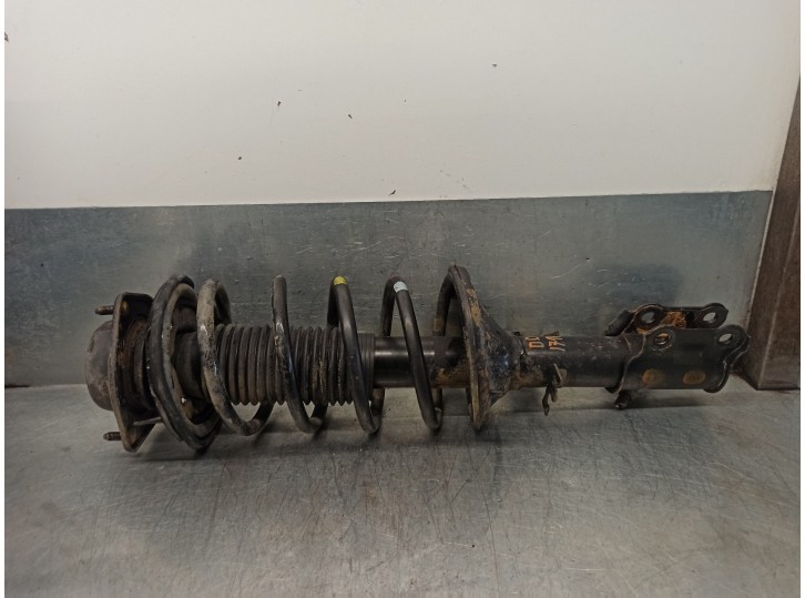 Recambio de amortiguador delantero derecho para hyundai getz (tb) 1.5 crdi cat referencia OEM IAM 546601C600 