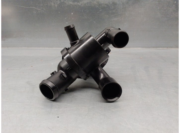 Recambio de termostato para seat ibiza (6j5) 1.6 16v referencia OEM IAM 03L121111 69892K MOTORAD