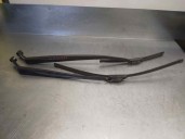 Recambio de brazo limpia delantero derecho para toyota verso comfort referencia OEM IAM   