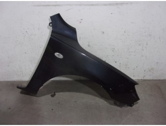 Recambio de aleta delantera derecha para mazda 3 berlina (bk) 2.0 diesel cat referencia OEM IAM BR5S5333XB NEGRA 