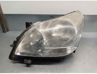 Recambio de faro izquierdo para toyota verso comfort referencia OEM IAM 811500F100  5 PUERTAS