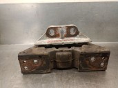 Recambio de soporte motor izquierdo para maxus 3.9t 17s 120 m-bus vespino 130e referencia OEM IAM 521130017 