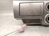 Recambio de reposavasos para ssangyong rodius ii 2.0 xdi referencia OEM IAM 7653021000 7653021000 