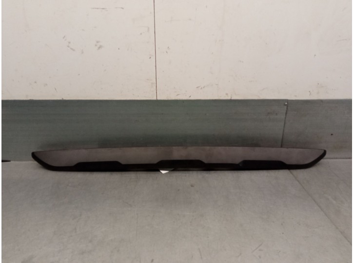 Recambio de molduras traseras para dacia jogger (rk_) 1.0 tce 90 eco-g referencia OEM IAM 265128520R 265128520R 