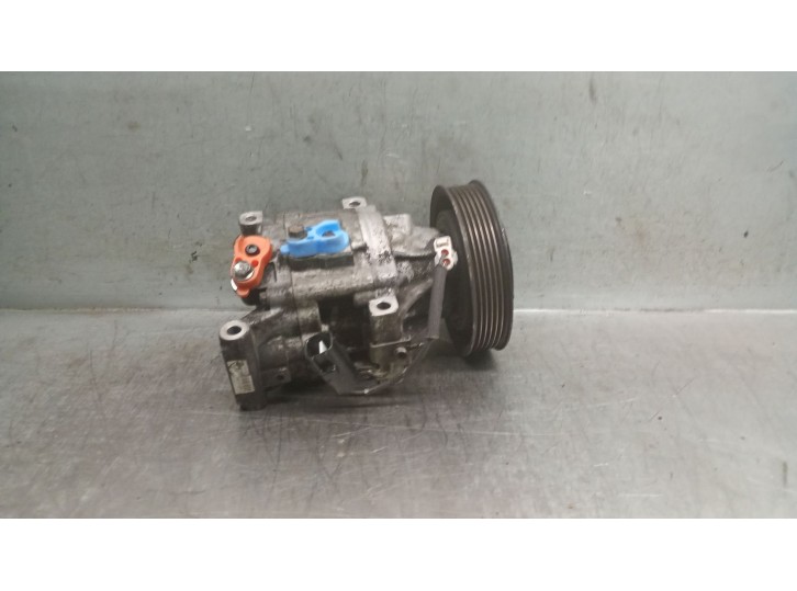 Recambio de compresor aire acondicionado para toyota corolla (_e12_) 1.4 d (nde120_) referencia OEM IAM 8832052420 8832052420 