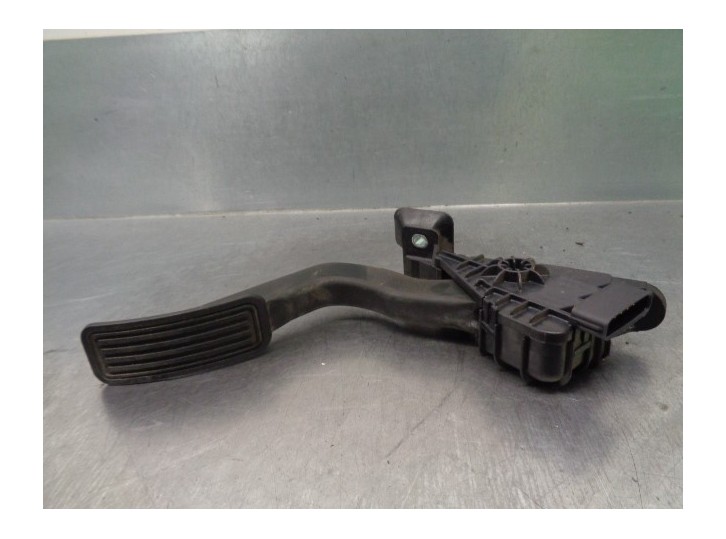 Recambio de potenciometro pedal para mazda 3 berlina (bk) 2.0 diesel cat referencia OEM IAM CC3041600 1988003480 