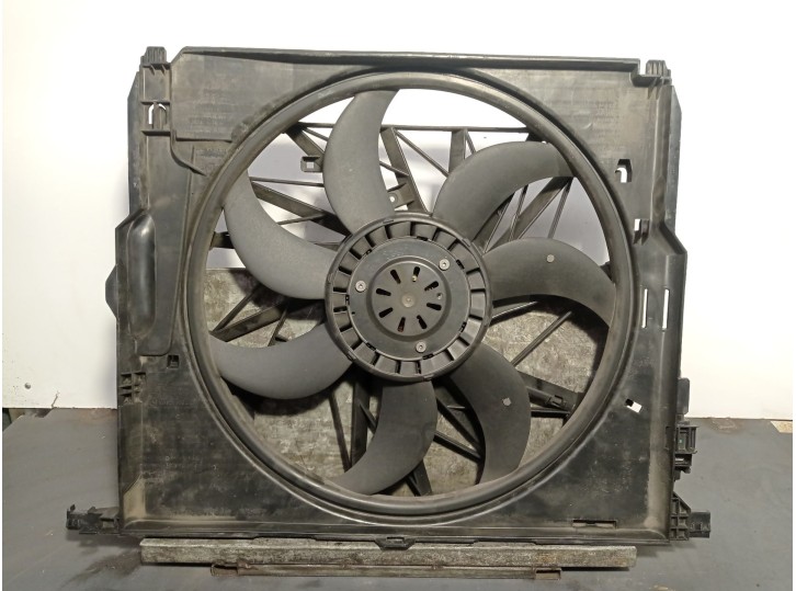 Recambio de electroventilador para bmw 5 touring (f11) 520 d referencia OEM IAM 17427633273 17428509740 L176327301 BROSE