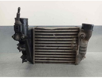 Recambio de intercooler para audi a4 berlina (8e) referencia OEM IAM 8E0145805L 