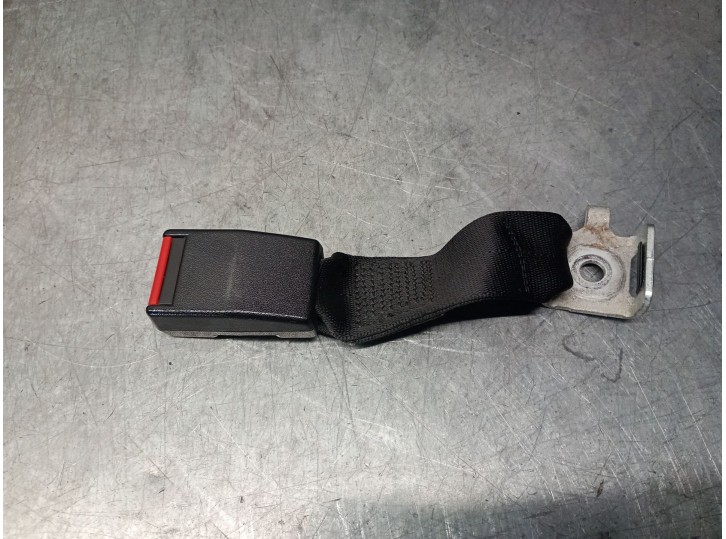 Recambio de enganche cinturon trasero izquierdo para opel vectra b berlina 2.2 16v cat (z 22 se) referencia OEM IAM 3502B 3502B 