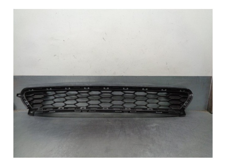 Recambio de rejilla paragolpes delantero para hyundai i30 (pde, pd, pden) 1.0 t-gdi referencia OEM IAM 86561G4DA0 