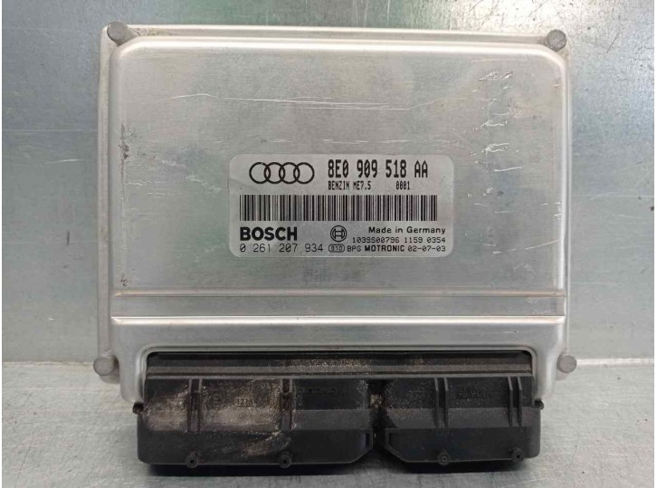 Recambio de centralita motor uce para audi a4 berlina (8e) referencia OEM IAM 8E0909518AA 0261207934 BOSCH