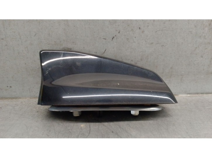 Recambio de antena para land rover range rover evoque (l538) 2.0 d 4x4 referencia OEM IAM GJ3219C089DB  