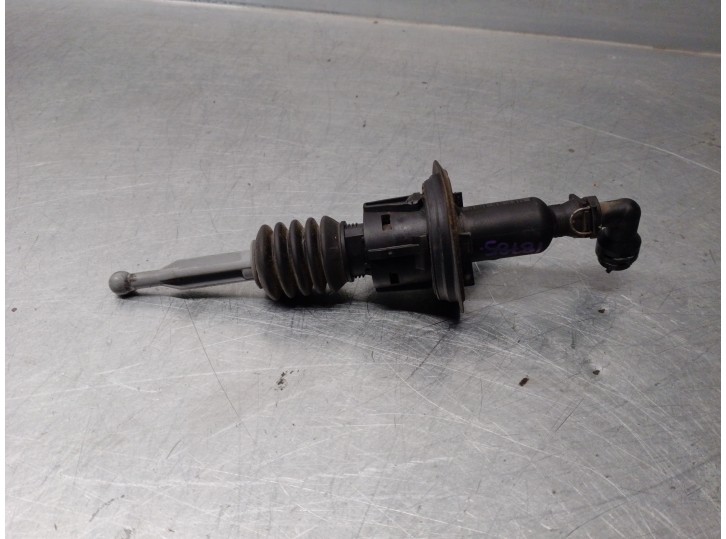 Recambio de bombin embrague para citroën jumpy combi 1.6 blue-hdi fap referencia OEM IAM 9809425780 160713122215 