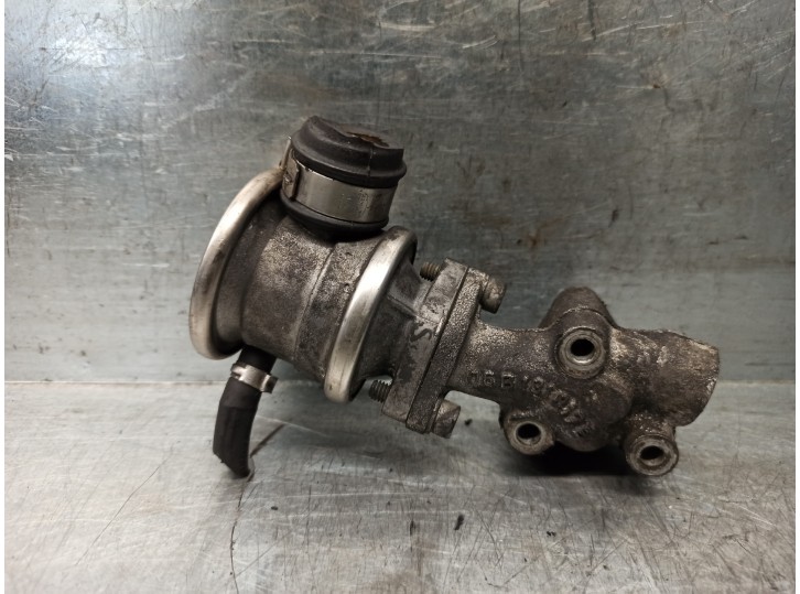 Recambio de valvula egr para audi a4 berlina (8e) referencia OEM IAM 06B131101C 72256008 PIERBURG