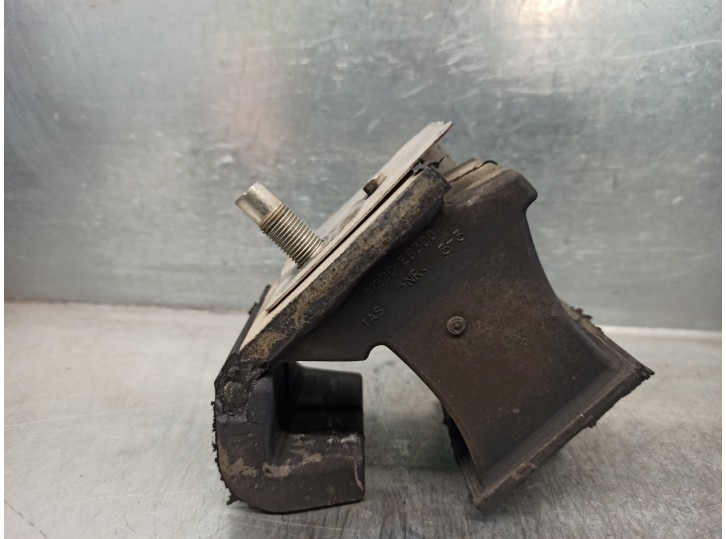 Recambio de soporte motor derecho para nissan navara pick-up (d40m) 2.5 dci cat referencia OEM IAM 11220EB300 