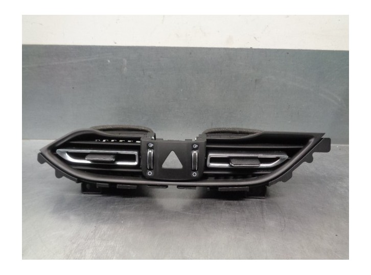 Recambio de aireador para hyundai i30 (pde, pd, pden) 1.0 t-gdi referencia OEM IAM 97401G4AB0 