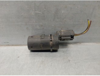 Recambio de sensor de aparcamiento para land rover discovery 2.7 td v6 cat referencia OEM IAM 5687755 YDB500301 VALEO