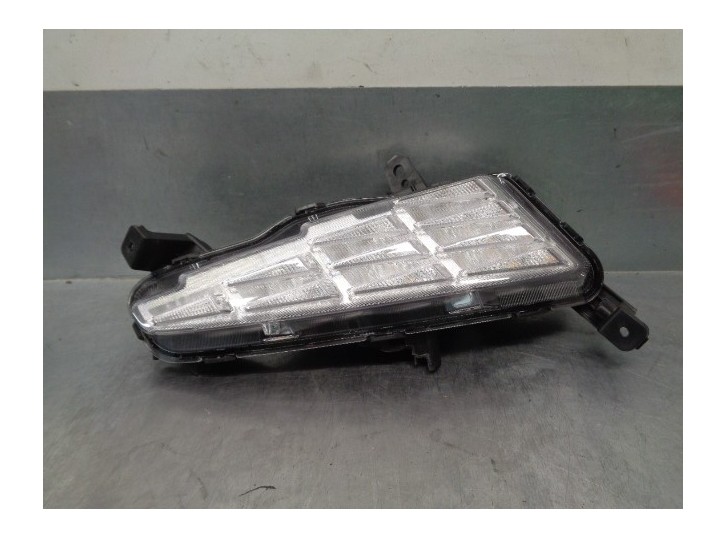 Recambio de faro antiniebla derecho para hyundai i30 (pde, pd, pden) 1.0 t-gdi referencia OEM IAM 92208G4600 92208G46 