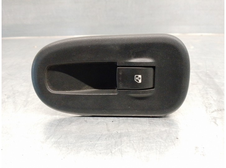 Recambio de mando elevalunas delantero derecho para renault kangoo 1.5 dci diesel referencia OEM IAM 8200548968  