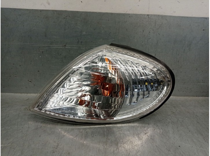 Recambio de piloto delantero izquierdo para nissan almera ii (n16) 2.2 di referencia OEM IAM 082151594L 26135BM415 