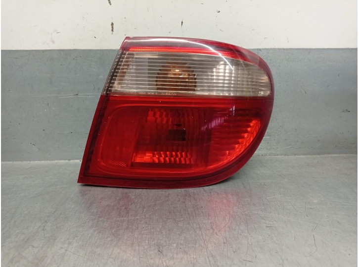 Replacement rear right light for Nissan Almera II (N16) 2.2 DI OEM IAM reference 265505M528 