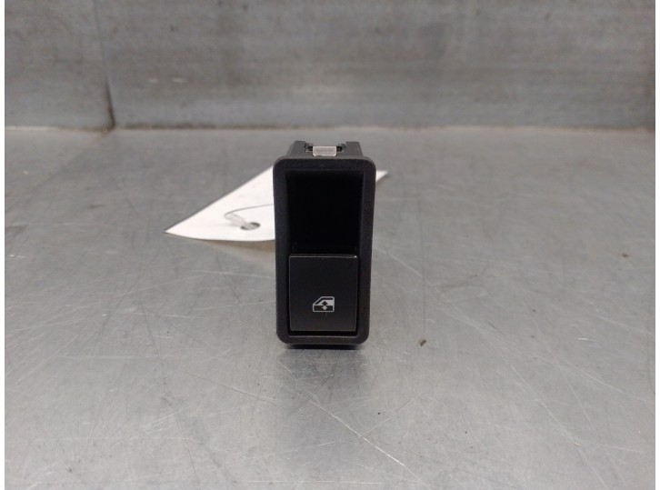 Recambio de mando elevalunas trasero derecho para opel zafira b 1.7 16v cdti referencia OEM IAM 13228711 