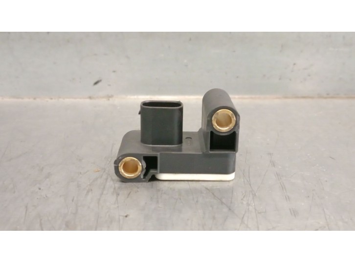 Recambio de sensor impacto para bmw 3 coupé (e92) 320 d referencia OEM IAM 6956485 0285003901 BOSCH